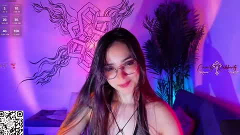 Snapshot of emi_roberts chatting on 04/23/26, 01:18 Emmily Roberts online show from 04/23/26, 01:18
