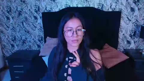 Emilia Gomez online show from 05/25/26, 12:38