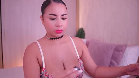    online show from 11/03/25, 03:02