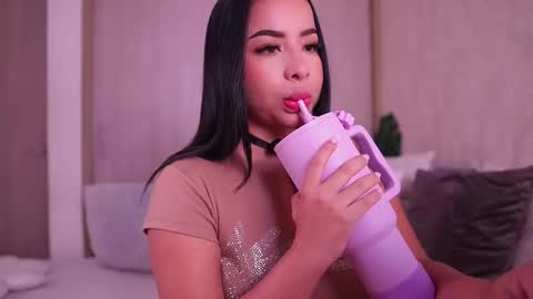    online show from 11/30/25, 06:45