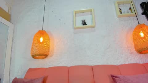 Snapshot of emiily_s chatting on 11/12/25, 12:05 Emily online show from 11/12/25, 12:05