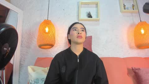 Snapshot of emiily_s chatting on 11/29/25, 12:08 Emily online show from 11/29/25, 12:08