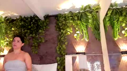 Snapshot of emiily_smile chatting on 07/28/26, 11:39 Emily online show from 07/28/26, 11:39