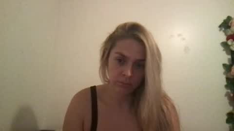 emilelovesyou online show from 11/04/25, 08:02