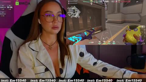 Emili online show from 01/31/25, 02:07