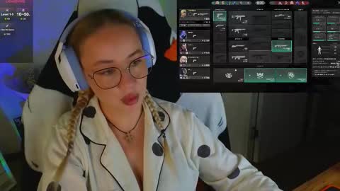 Emili online show from 09/11/25, 06:30