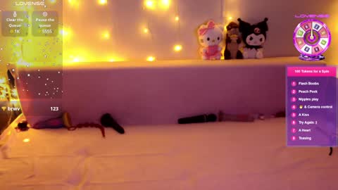 Snapshot of emili_blanc chatting on 01/08/25, 02:46 Emili online show from 01/08/25, 02:46