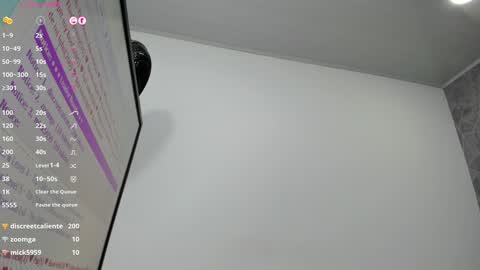 Emili Lenus online show from 01/25/25, 02:25