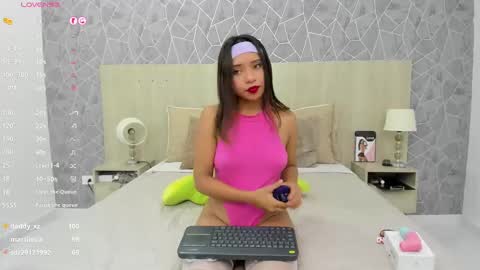 Emili Lenus online show from 02/09/25, 05:33