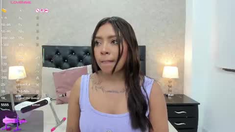 Emili Lenus online show from 06/18/26, 11:36