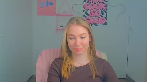 Emilia online show from 05/12/26, 05:37