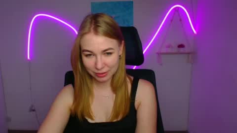 Emilia online show from 06/19/26, 11:36
