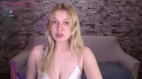 Amili online show from 04/03/26, 04:27