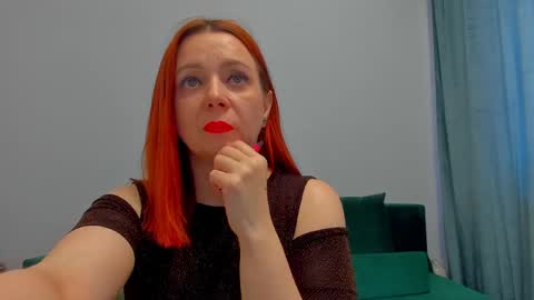 Snapshot of emilianna666 chatting on 05/18/26, 10:10 Emiliana online show from 05/18/26, 10:10