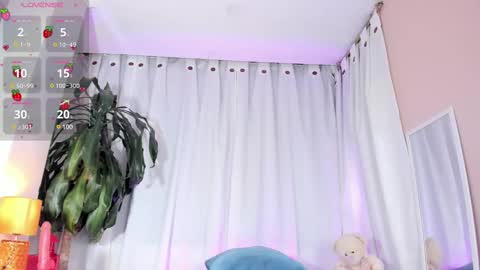 Emilie James online show from 02/10/25, 09:15