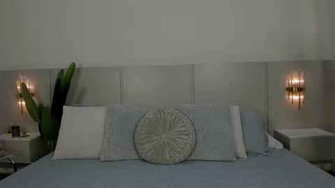 Snapshot of emilie_martinez chatting on 05/05/26, 03:14 Emilie online show from 05/05/26, 03:14
