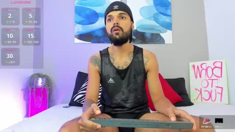 Snapshot of emilio_wolf chatting on 02/18/25, 06:47 EMILIO online show from 02/18/25, 06:47