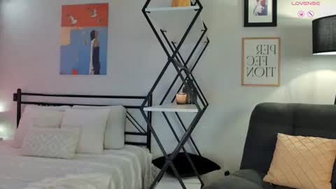 Emiljanna online show from 06/16/26, 04:31