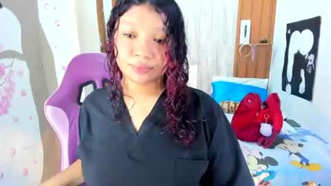 Snapshot of emilly_coper18 chatting on 07/13/26, 01:47 emily online show from 07/13/26, 01:47