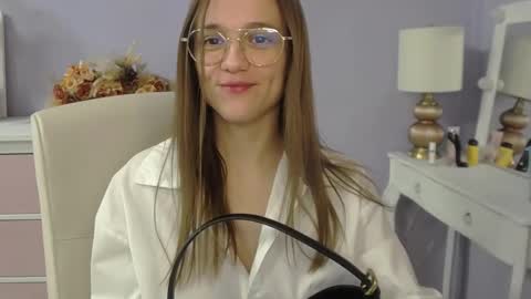 Emilly online show from 01/15/26, 07:35