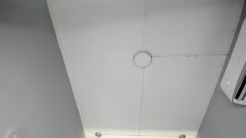 Snapshot of emilly_mell chatting on 10/08/25, 11:08 emilly_mell online show from 10/08/25, 11:08