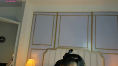 emilly_mell online show from 11/15/25, 11:29