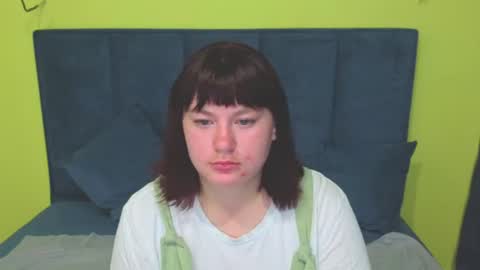 Emilly online show from 07/17/26, 01:45