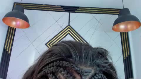 Emilly online show from 10/18/25, 12:17