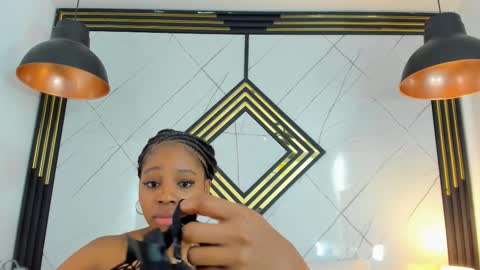 Emilly online show from 10/19/25, 12:28