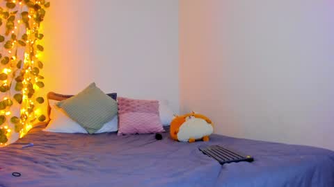 emilly online show from 02/03/25, 06:02