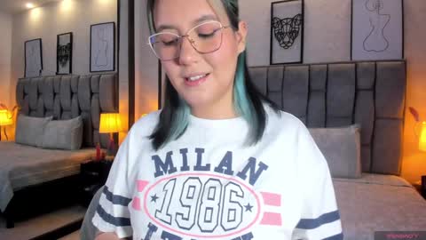 Emily online show from 12/21/24, 03:47