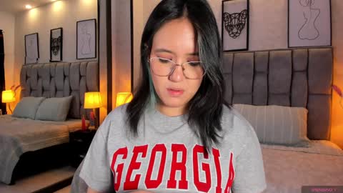 Emily online show from 12/22/24, 06:17