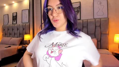 Emily online show from 01/05/25, 10:10