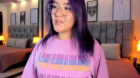 Emily online show from 02/08/25, 07:15