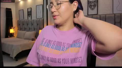 Emily online show from 02/25/25, 04:14