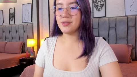 Emily online show from 03/01/25, 03:43