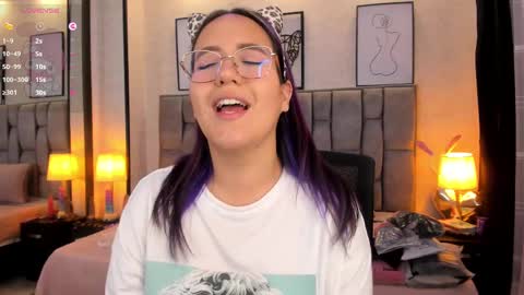 Emily online show from 03/05/25, 06:12