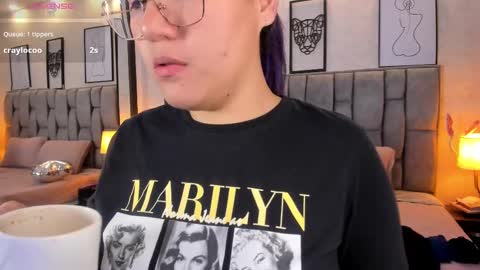 Emily online show from 03/06/25, 09:03