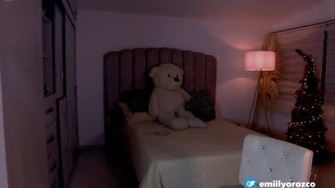  emily valentina     online show from 12/04/25, 01:48