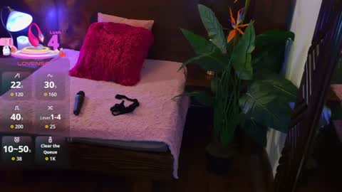 Snapshot of emily_amura chatting on 06/16/26, 04:09 CALL ME EMILY online show from 06/16/26, 04:09