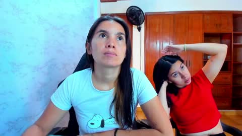 Snapshot of emily_and_soffy chatting on 03/31/26, 12:27 Emily and Soffy online show from 03/31/26, 12:27