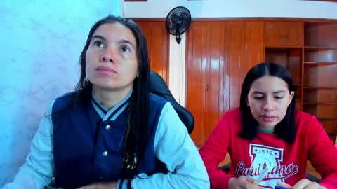Snapshot of emily_and_soffy chatting on 04/01/26, 12:39 Emily and Soffy online show from 04/01/26, 12:39
