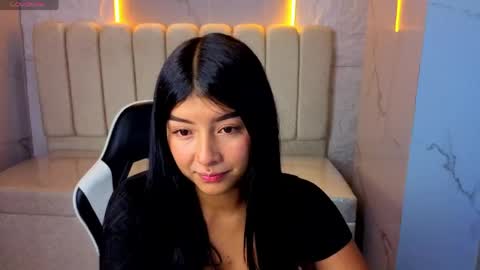 Snapshot of emily_brooks_tx chatting on 05/14/26, 12:45 Follow me.. Live 730 to 1400 online show from 05/14/26, 12:45