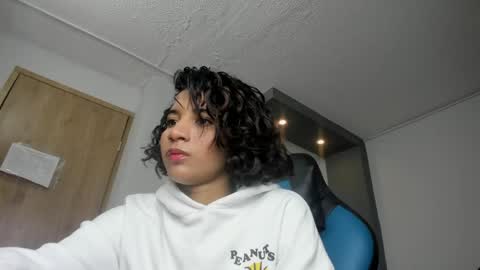 Snapshot of emily_bruss chatting on 05/26/26, 07:43 emily_bruss online show from 05/26/26, 07:43