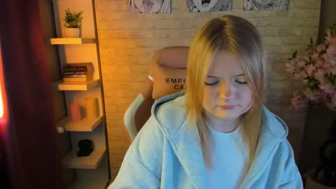 emily_coyness online show from 02/18/26, 04:25