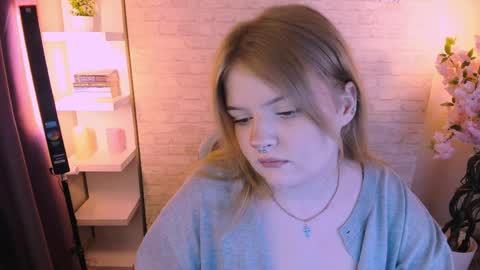 emily_coyness online show from 04/04/26, 02:36
