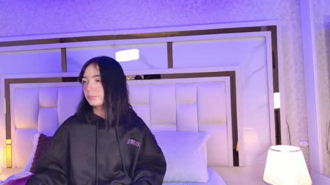 emily_dempsey online show from 05/17/26, 11:39