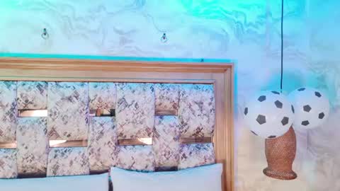 emily_dempsey online show from 06/27/26, 07:41