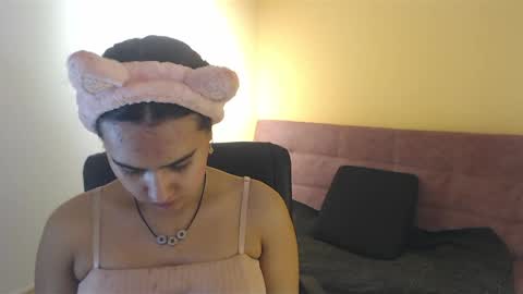 Snapshot of emily_fox_3 chatting on 09/12/25, 03:28 emily fox 3 online show from 09/12/25, 03:28