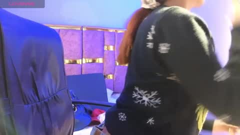 Snapshot of emily_fox_3 chatting on 10/01/25, 03:45 emily fox 3 online show from 10/01/25, 03:45